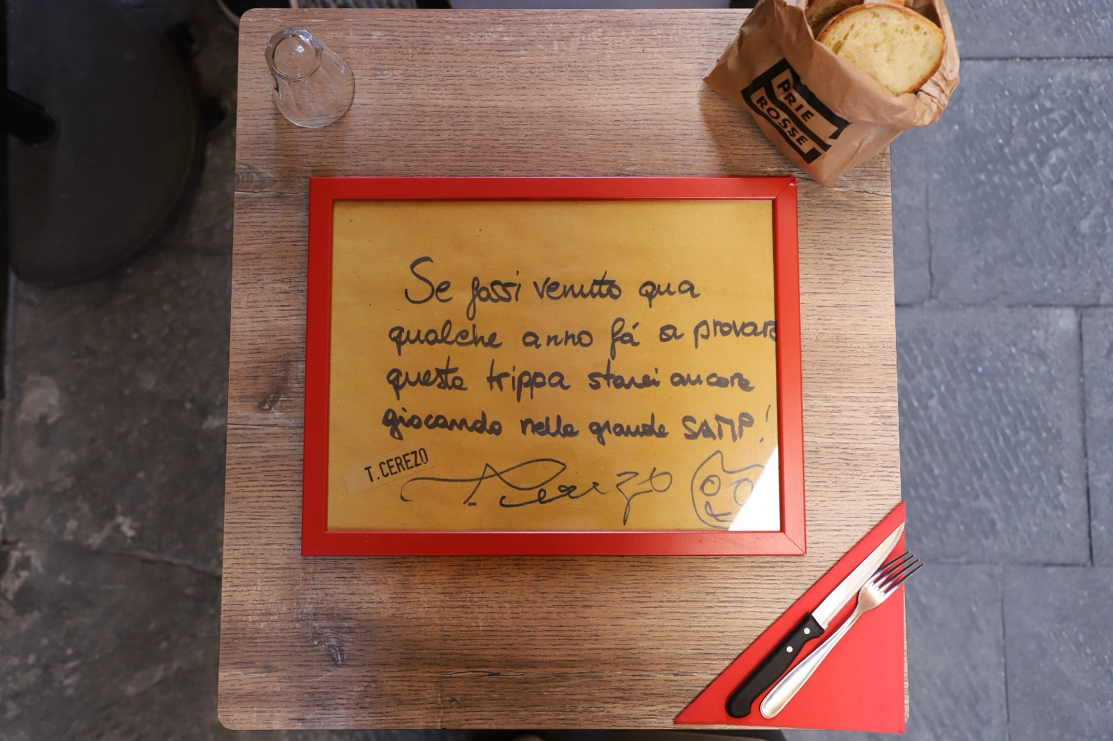 Tovaglietta disegnata da un cliente di E Prie Rosse, ristorante nel centro storico di Genova, numero 10